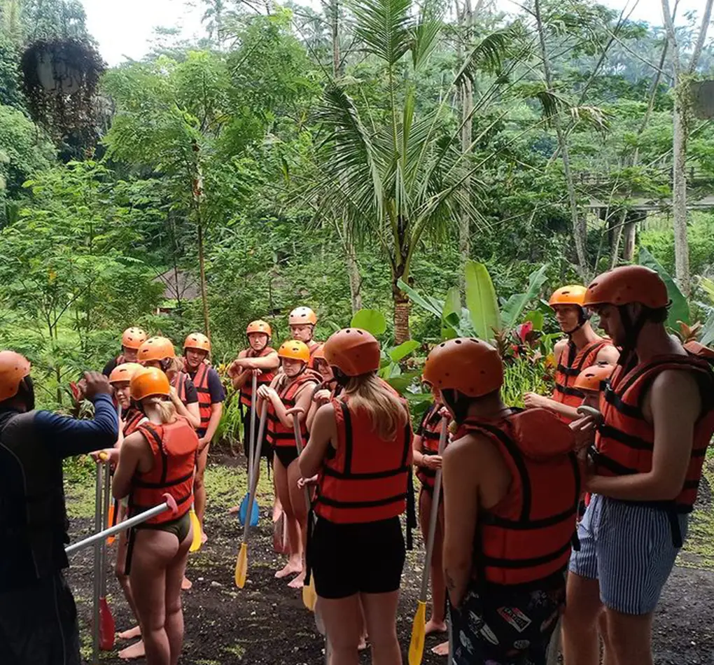 telaga waja bali rafting